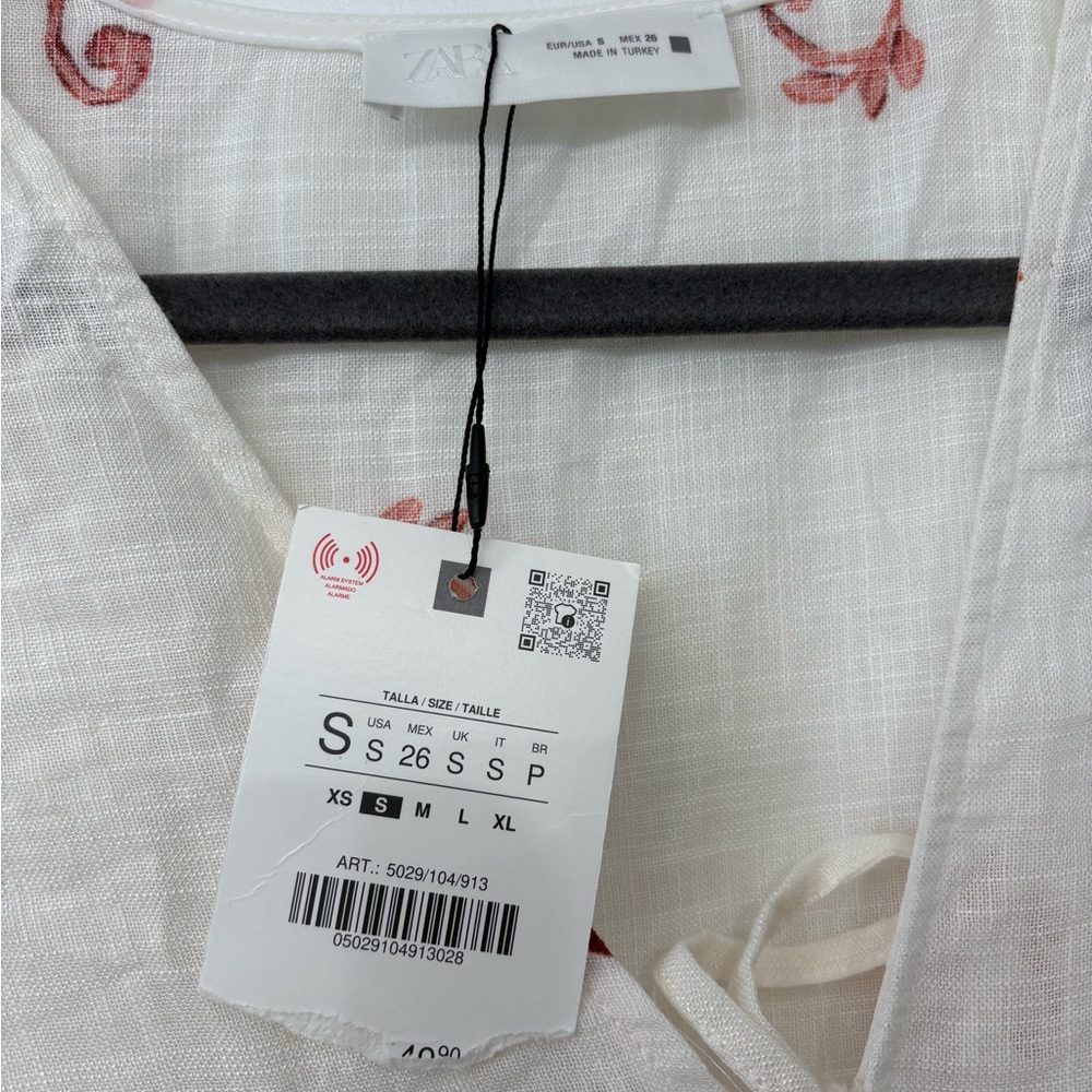 Zara Floral Dress - Picture 14 of 15